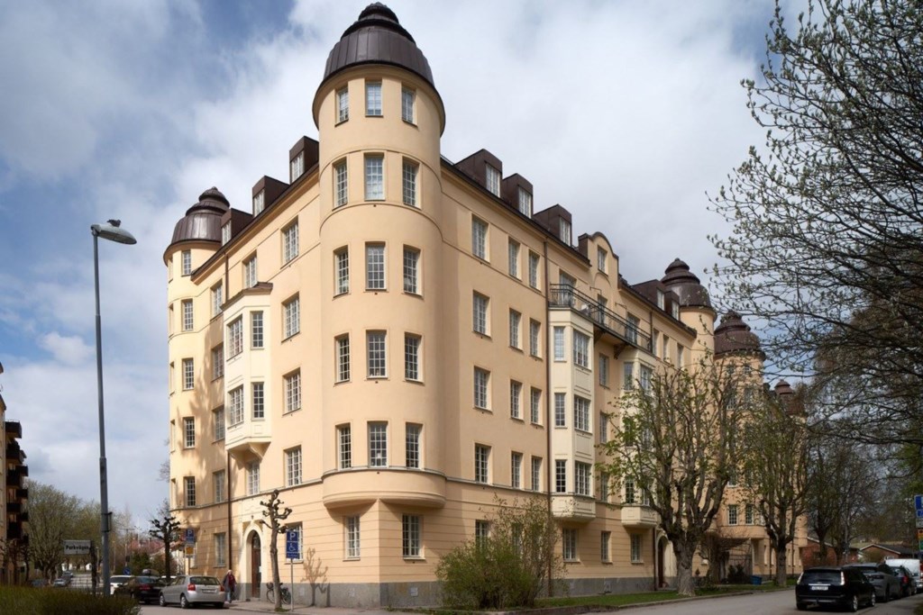 Solparksvägen 1